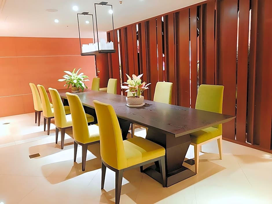 Wemeet Boutique Hotel Pintung