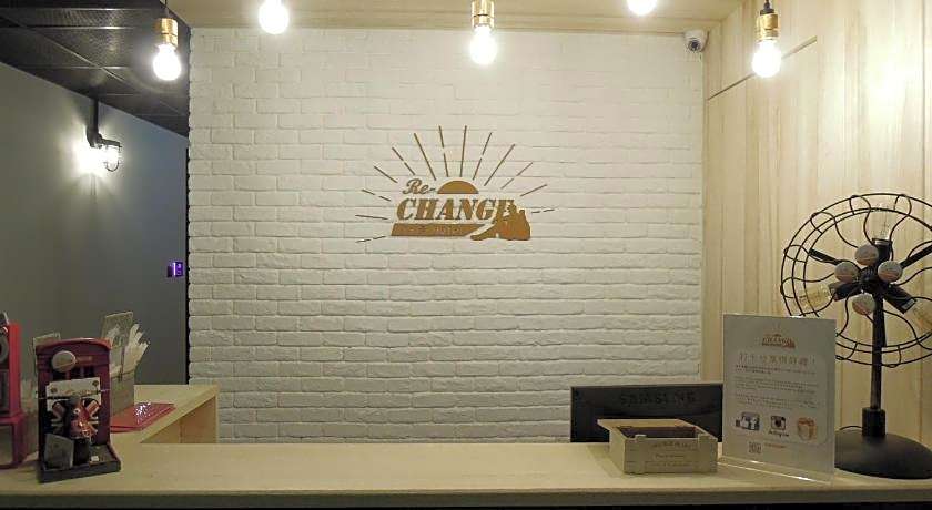 Re-Change Hotel