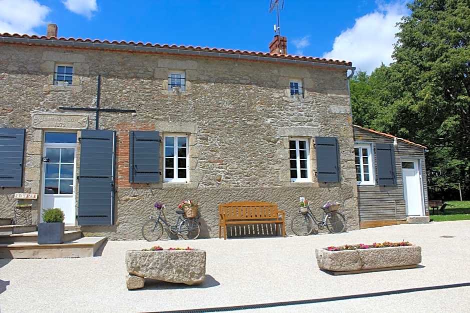 Chambres d'hôtes Logis Charrier Le Petit Bignon