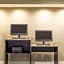 La Quinta Inn & Suites by Wyndham Atlanta Perimeter Medical Center