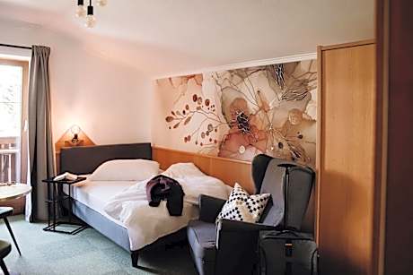 Queen Room with Balcony