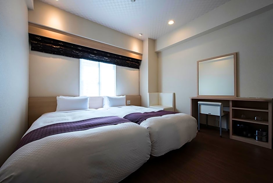 Nagasaki Bus Terminal Hotel