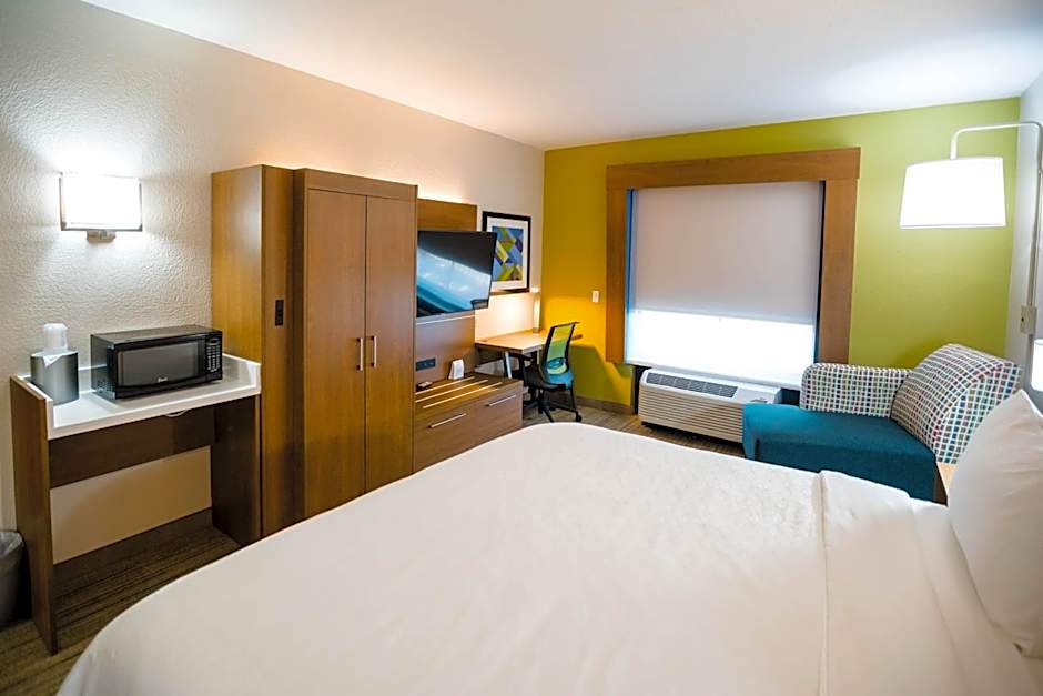Holiday Inn Express & Suites Knoxville - Farragut by IHG
