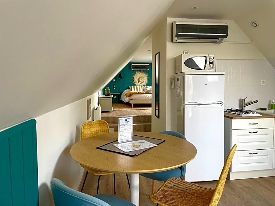 Gîte de la Villa de la Croix avec piscine et parking à 4 minutes de l'A26