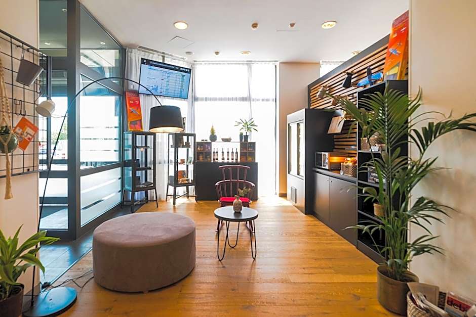 Vienna House Easy By Wyndham Airport Bucharest