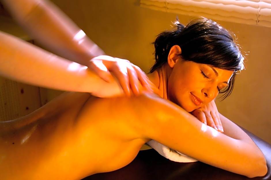 Hotel Post - OlangCard included