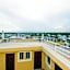 Tropical Island Apartahotel