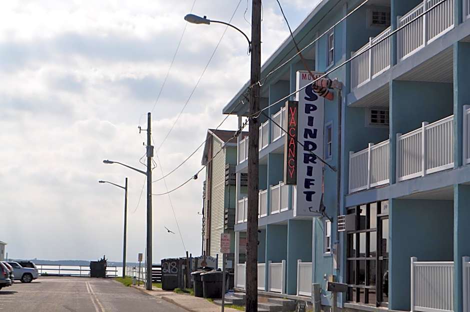 Spindrift Motel
