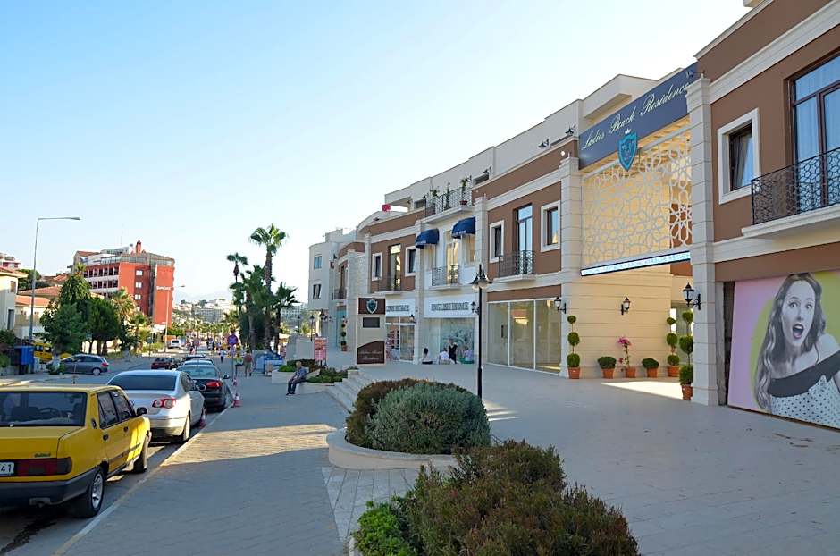 Ladies Beach Suit Otel