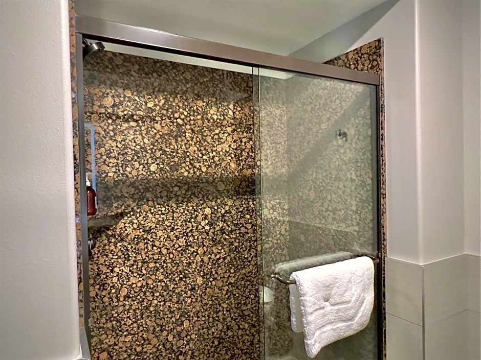 The Oread Lawrence, Tapestry Collection by Hilton