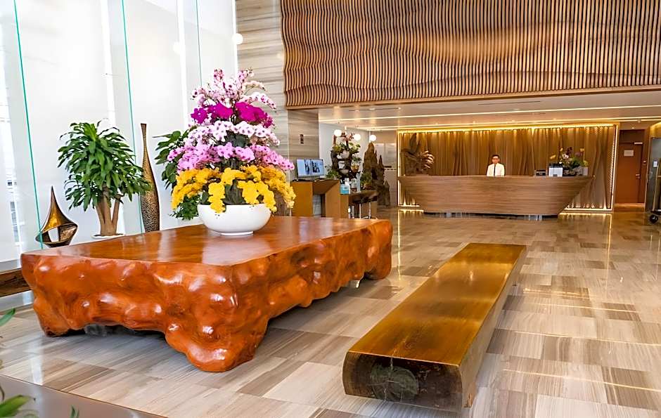 Queen Ann Nha Trang Hotel