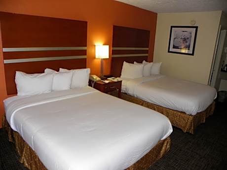 Queen Room with Two Queen Beds - Smoking