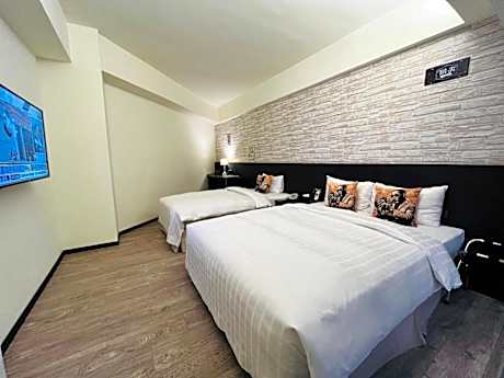 Economy Triple Room - No Window