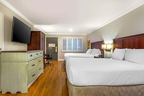 Queen Room with Two Queen Beds and Mobility Accessible Walk-In Shower