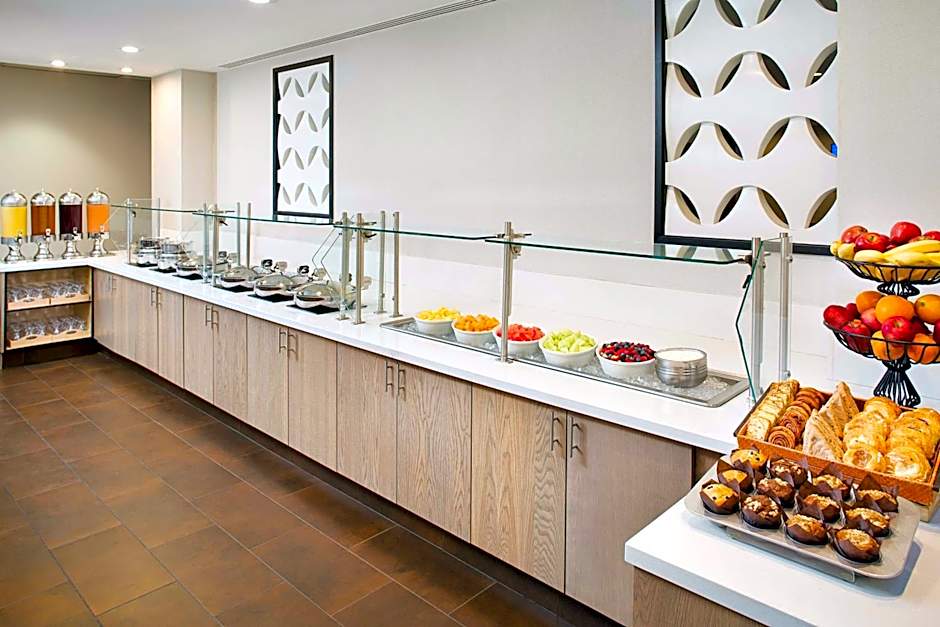 Hilton Atlanta Perimeter Suites