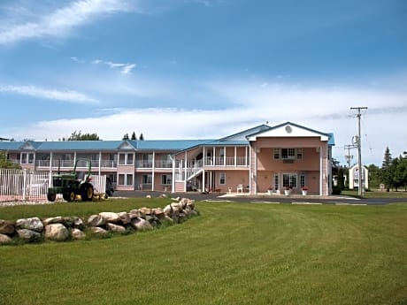 Great Lakes Inn Mackinaw City