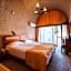 Uchisar Kaya Otel