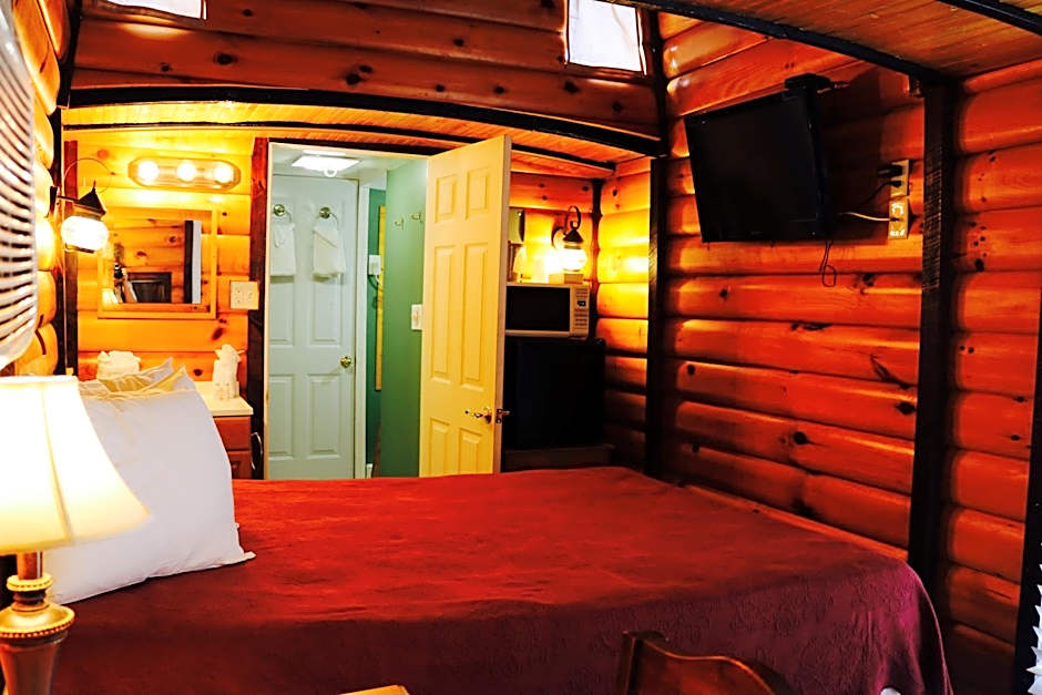 Red Caboose Motel & Restaurant