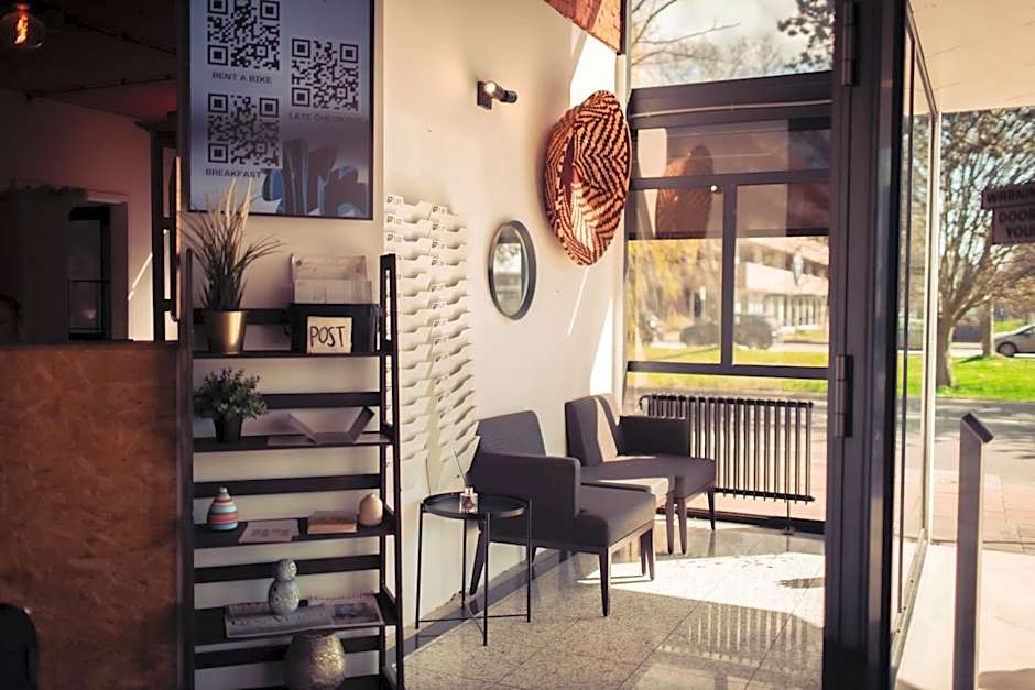 Urban Hotel The Golden Stork