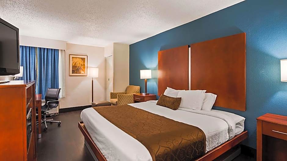 Best Western Plus Richmond Airport Hotel