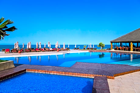 Royal Horizons Baobab