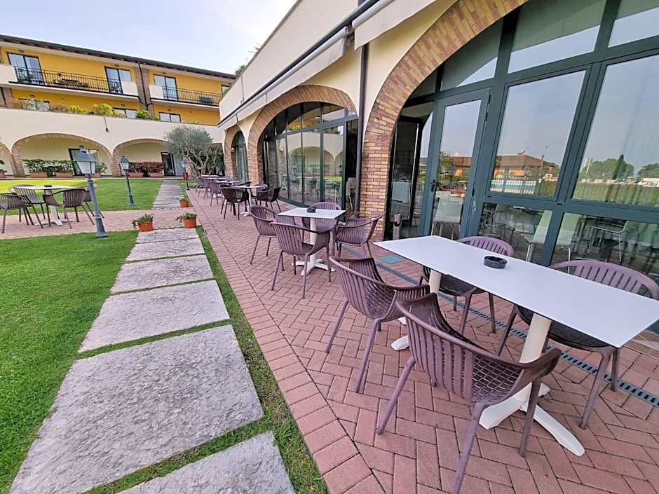 Le Terrazze sul Lago Hotel & Residence