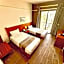 Ceasars Park Hotel