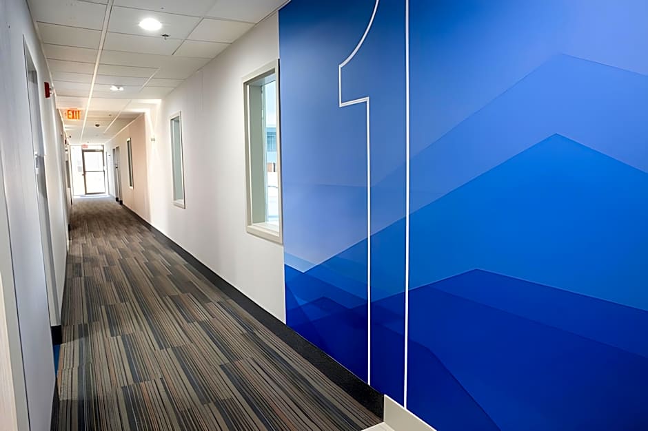 Holiday Inn Express Hotel & Suites Dayton-Huber Heights By IHG