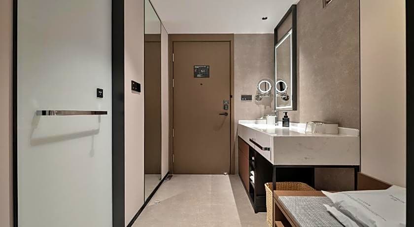 Atour Hotel Zhongshan Fuhua Road Shiqi Pedestrian Street