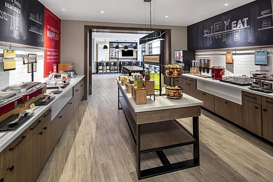 Hampton Inn Boston Woburn