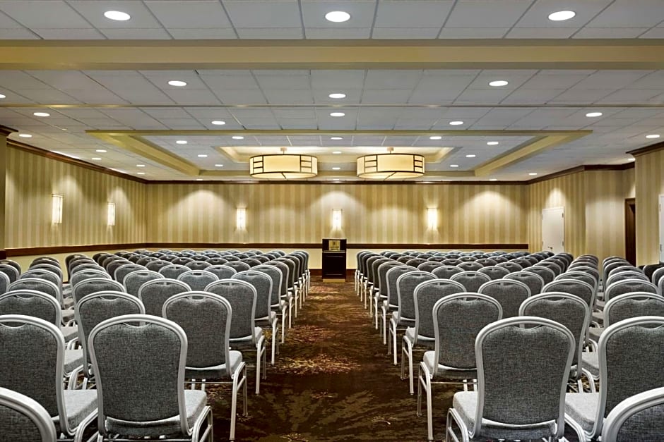 Embassy Suites By Hilton Hotel Piscataway-Somerset