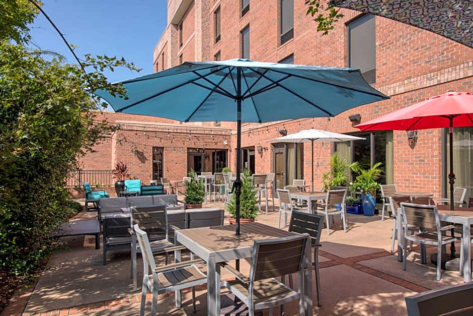 Hampton Inn Wilmington-University Area/Smith Creek Station