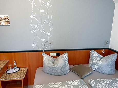 Hotel Sonnenschein