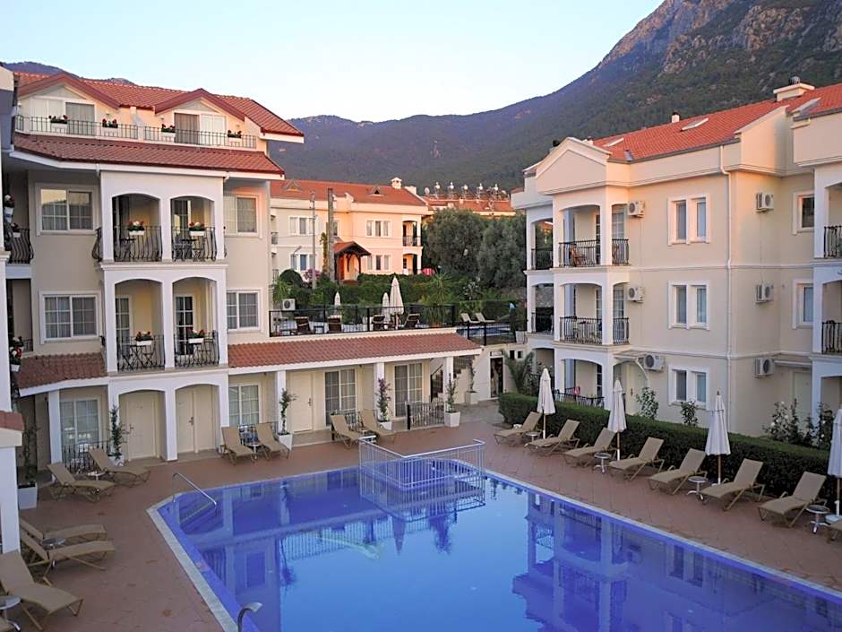 Sea Breeze Hotel and Apartments