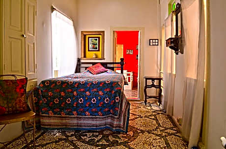 Heritage Single Room with study