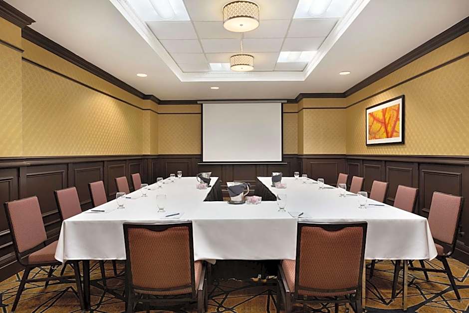 Embassy Suites By Hilton Hotel Dallas - Dfw Intl Airport South