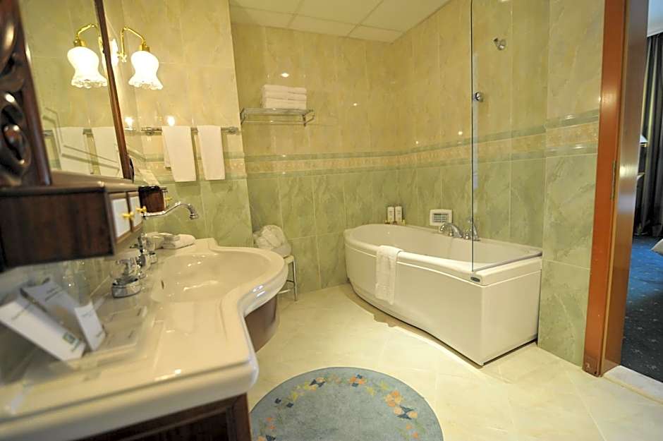Holiday inn Skopje By IHG