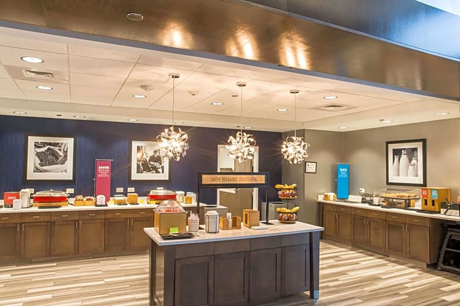 Hampton Inn By Hilton & Suites Charlotte/Ballantyne, Nc