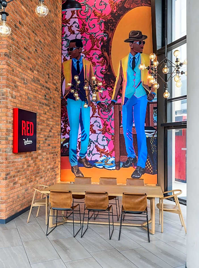 Radisson RED Hotel, Johannesburg Rosebank