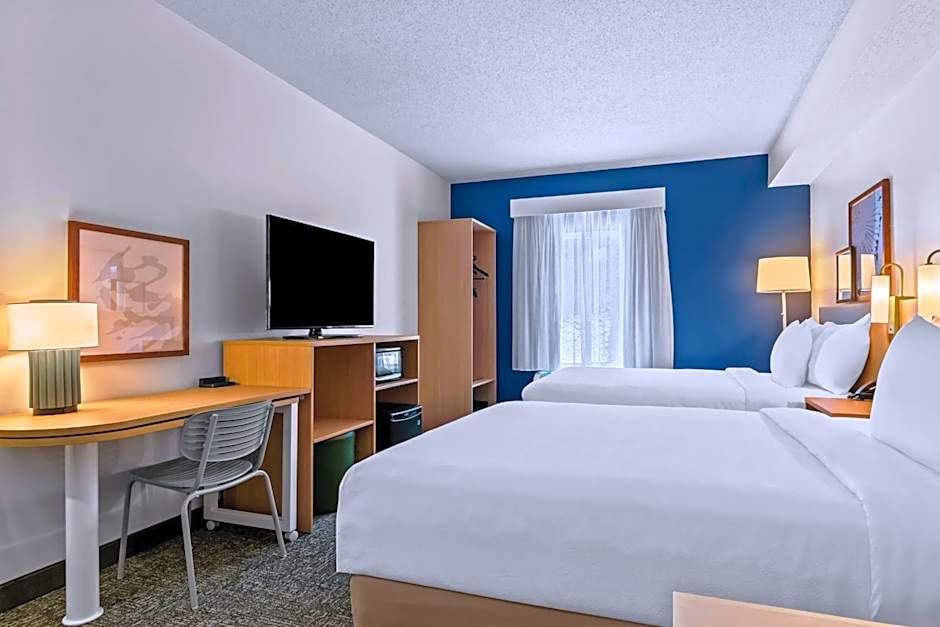 Spark by Hilton Hershey Near the Park