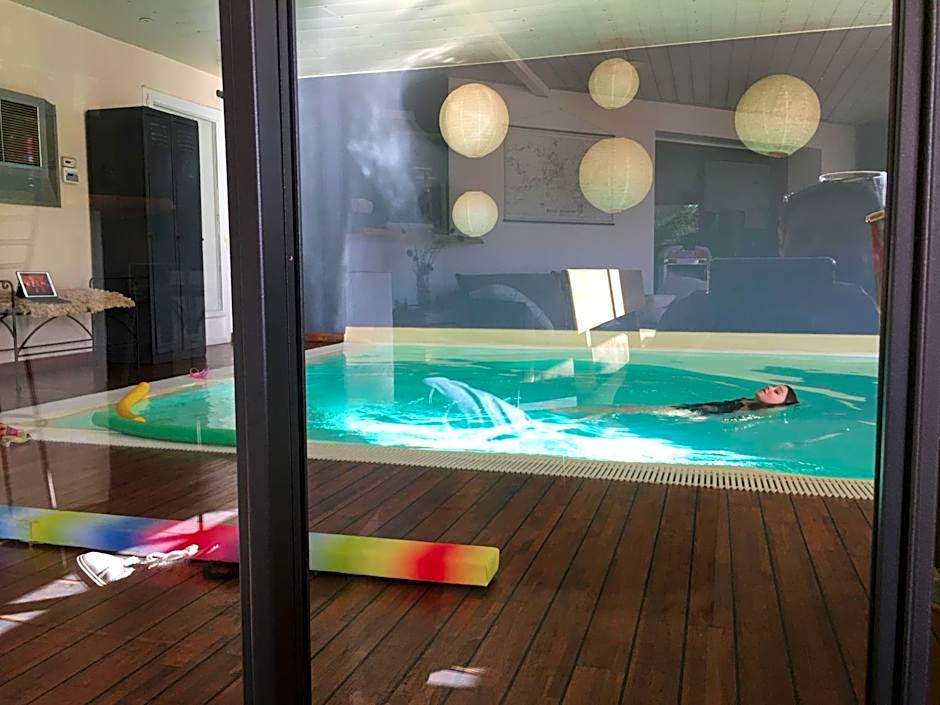 chambre d hôtes les trois châteaux piscine intérieure chauffée