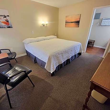 Junior Suite with King Bed