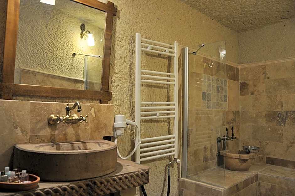 Çavuşin Cave House-Cappadocia