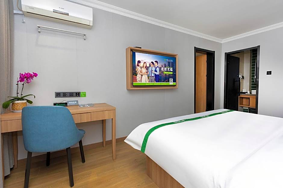 GreenTree Inn Taizhou Taidong Railway Station Business Hotel