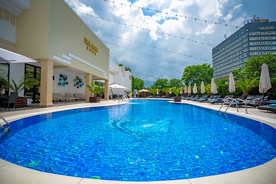 Hotel Del Mar Mamaia