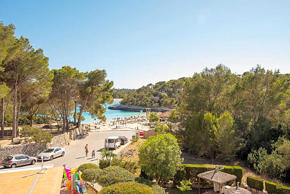 Hotel Playa Mondragó