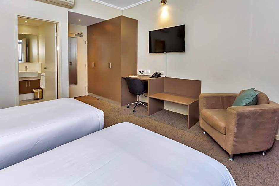 New Haus by Hougoumont Hotel, former Bannister 22