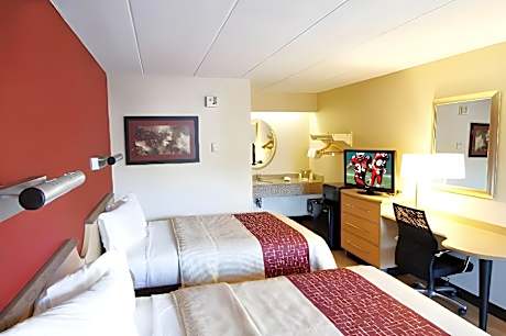 Deluxe 2 Full Beds Smoke Free