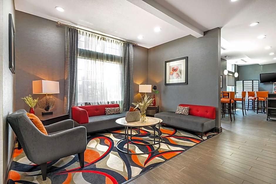 Best Western Plus Cowetas 1st Hotel