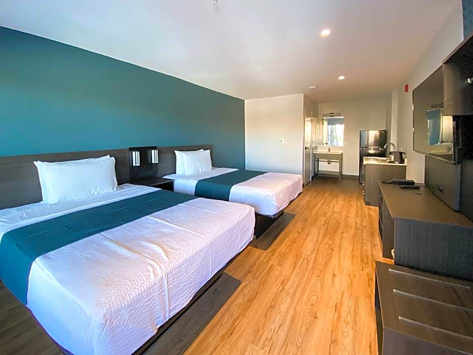 Studio 6 Suites Stockton, CA Waterfront